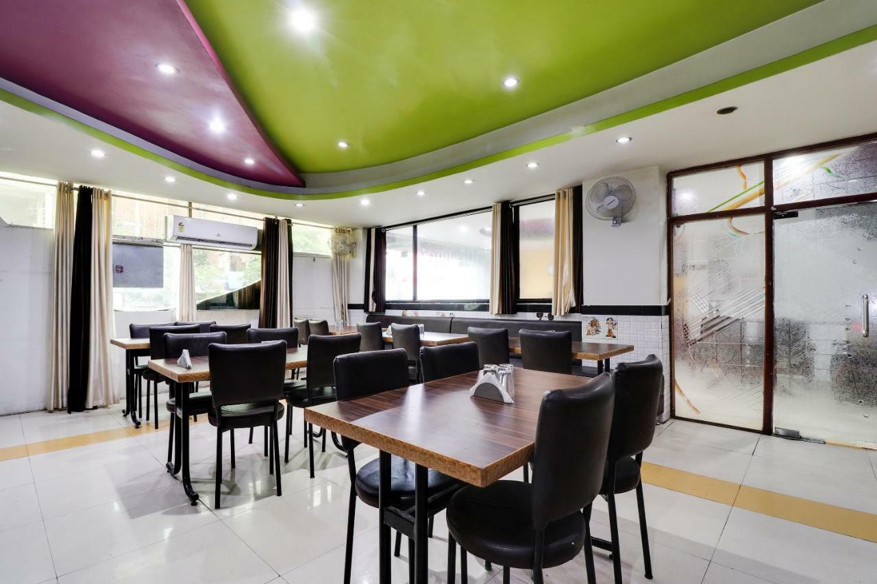Oyo 45398 Kunal Hotel Etāwah Exteriör bild